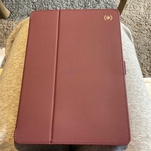 iPad Air 3 10.5” Speck Case